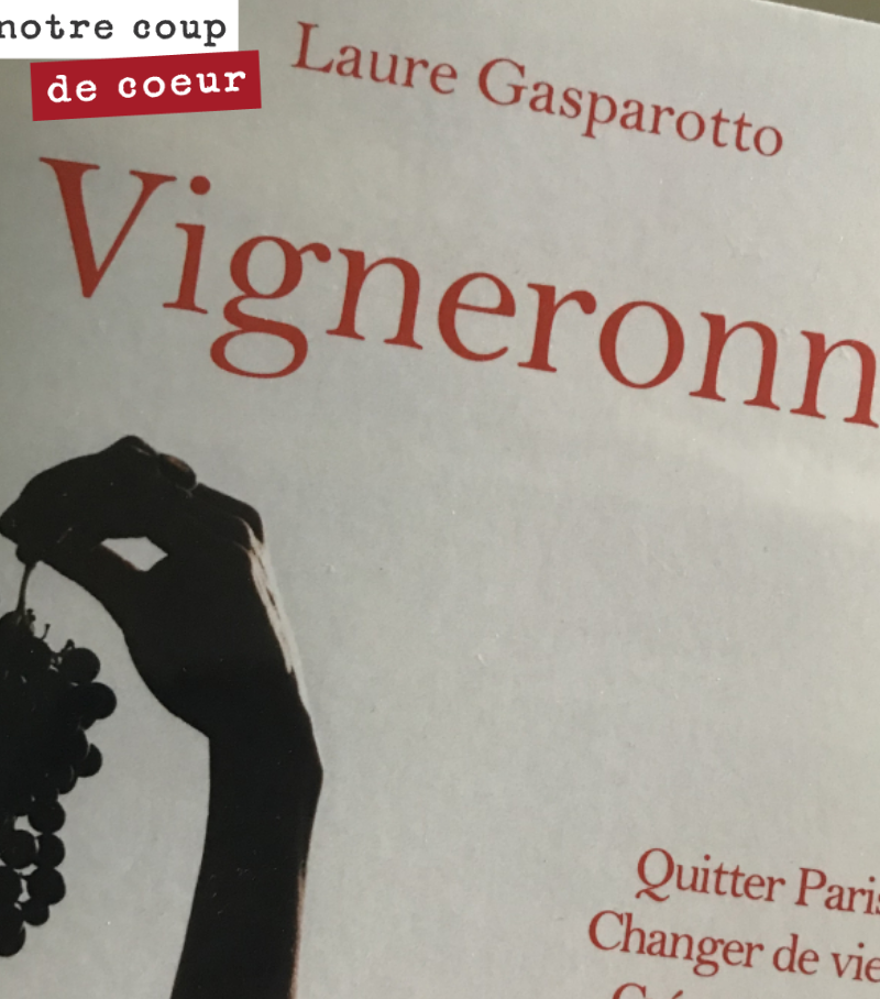 Lecture de vacances.
Cela fait quelques semaines que j’ai ce livre sur ma table de chevet. J’ai beaucoup de mal à l’ouvrir. Parce qu’il raconte l’histoire de Laure Gasparotto, née-vigneronne, qui ...
