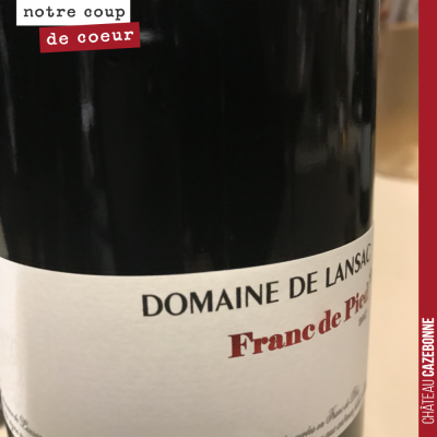 Le Domaine de Lansac propose une cuvée en franc de pied à partir de cépages traditionnels de la V...