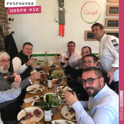 Les maires de France apprécient la cuvée Entre amis de Cazebonne. Au restaurant de Chef Damien, P...