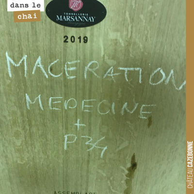 On vous prépare un vin de macération cette année. Issu de sémillon (80%) et sauvignon gris (20%)....