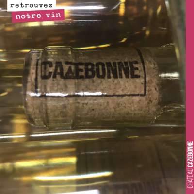 Reflets d'or pour notre bouteille d'Entre amis 2019. En attendant son étiquetage... Bouchon Diam'...
