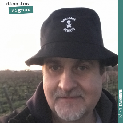 Vous en pensez quoi de mon nouveau chapeau pour aller dans les vignes ?